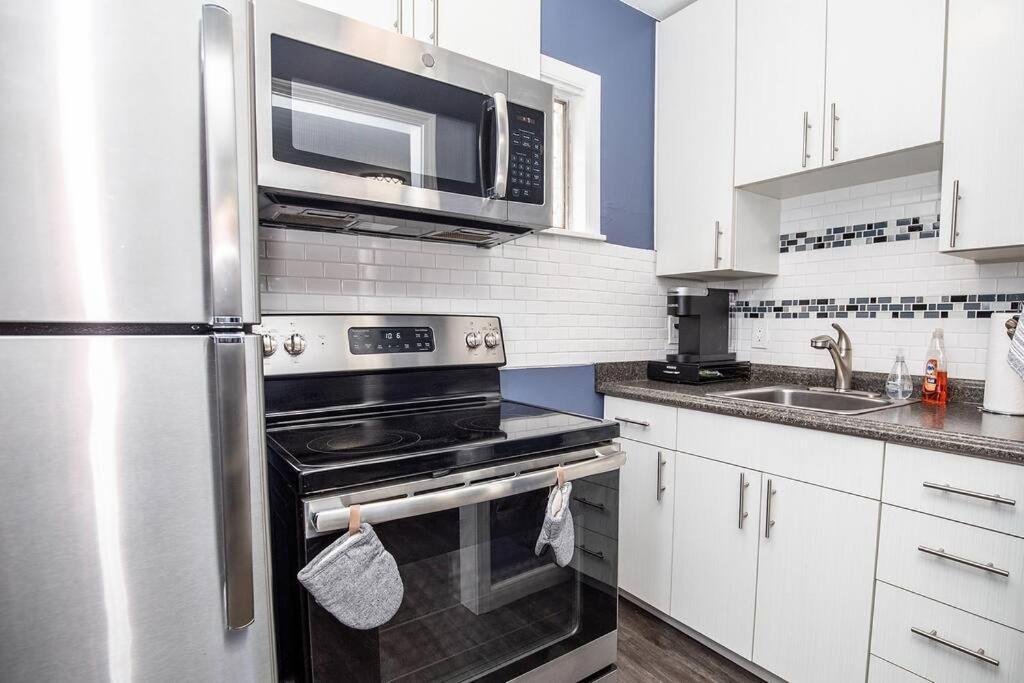 Appartamento Walk To 12 South, 7 Min To Downtown, Free Parking! Nashville Esterno foto