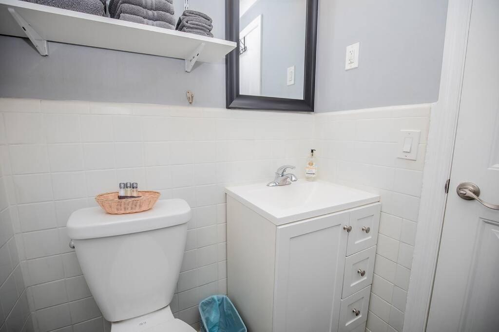 Appartamento Walk To 12 South, 7 Min To Downtown, Free Parking! Nashville Esterno foto
